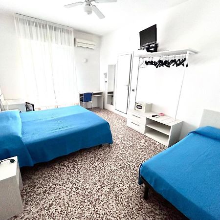 B&B Moresco Cattolica Ngoại thất bức ảnh
