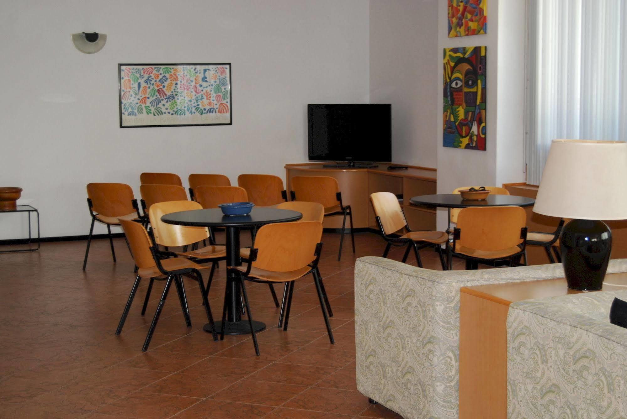 B&B Moresco Cattolica Ngoại thất bức ảnh